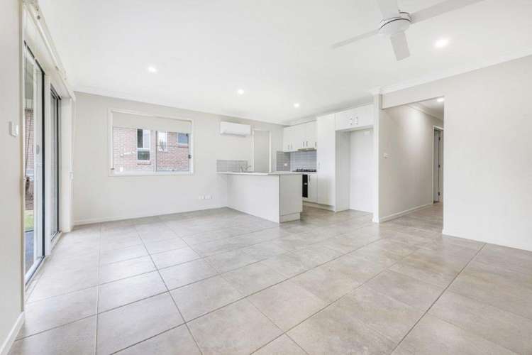 Main view of Homely unit listing, 2/9 Turner Close, Gunnedah NSW 2380