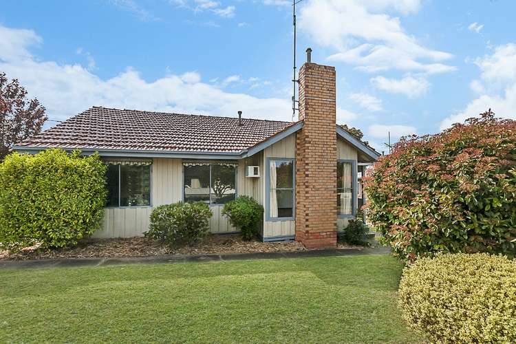 99 Bree Road, Hamilton VIC 3300