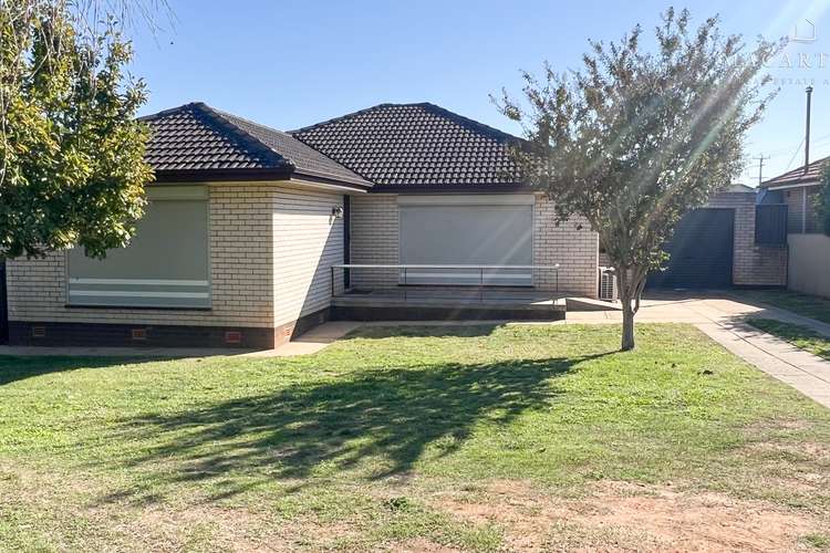 Main view of Homely house listing, 33 Leavenworth Drive, Mount Austin NSW 2650