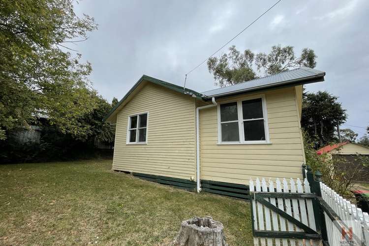 2 Bundella Street, Cooma NSW 2630