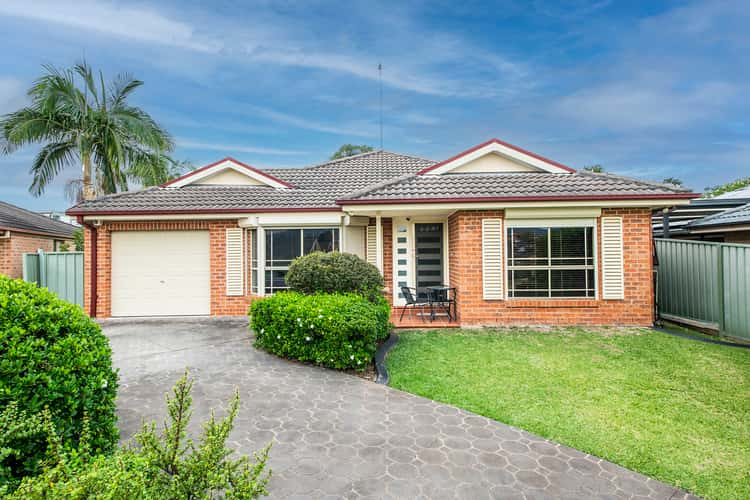 15 Dara Crescent, Glenmore Park NSW 2745