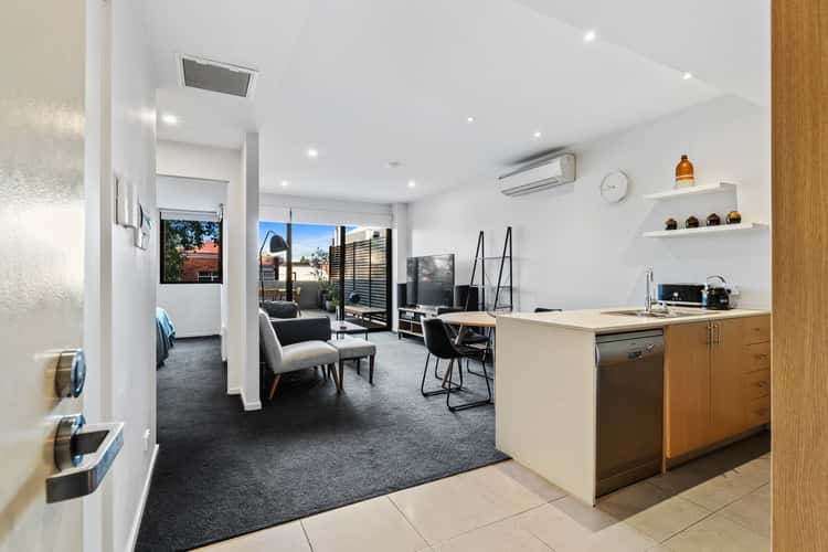 Third view of Homely apartment listing, 8/166 Bathurst Street, Hobart TAS 7000