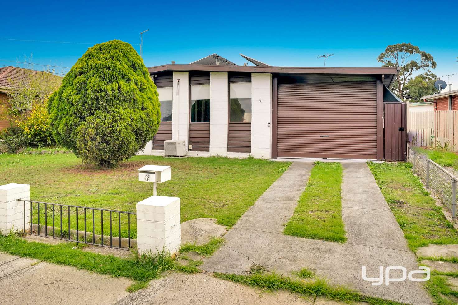 Main view of Homely house listing, 8 Flynn Crest, Coolaroo VIC 3048