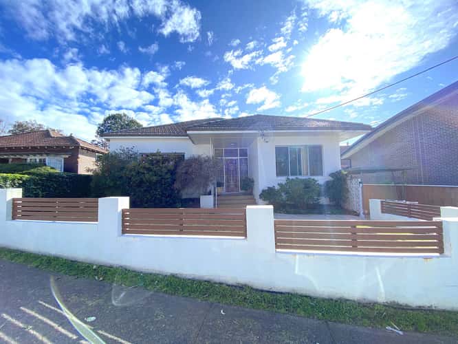 1 Hillview Road, Eastwood NSW 2122
