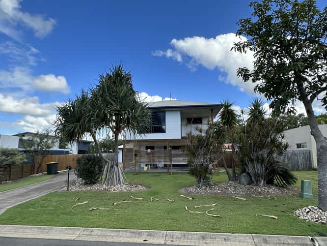 21 Fraser Waters Parade, Toogoom QLD 4655