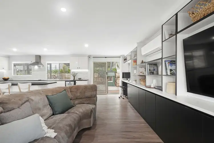 Fourth view of Homely house listing, 2 Spies Court, Mount Lofty QLD 4350