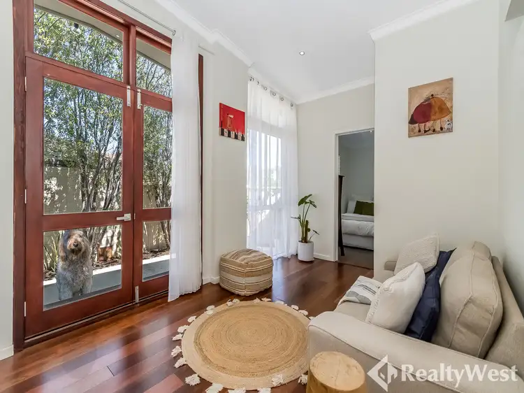 12 Drummond Street