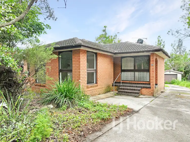 16 Ridgelands Drive