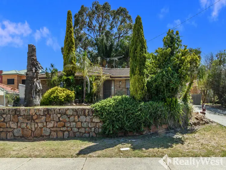 40 Murdoch Road