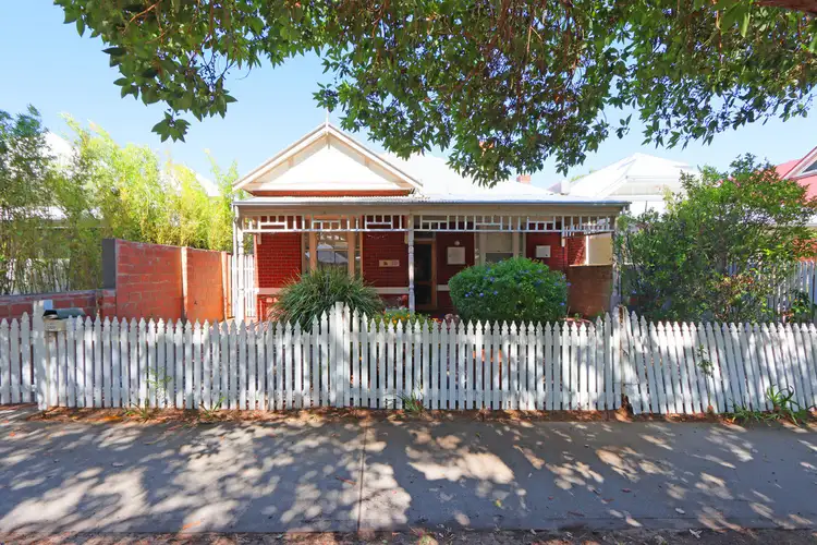 70 Hensman Road