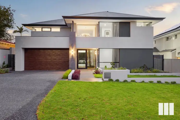 1A Unwin Crescent