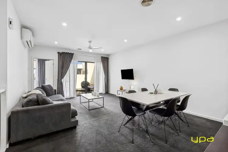Fifth view of Homely unit listing, 18 Push-Pea Way, Cranbourne West VIC 3977
