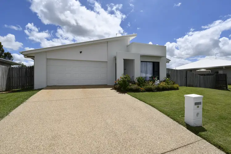 10 Marc Crescent