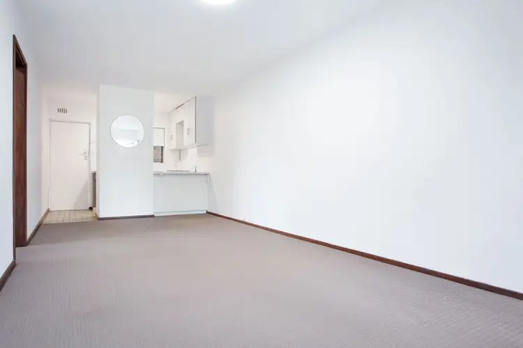 Fifth view of Homely unit listing, 8/75 Glendower Street, Perth WA 6000