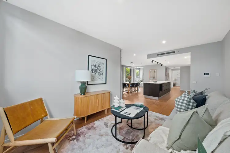 2 Edinburgh Avenue