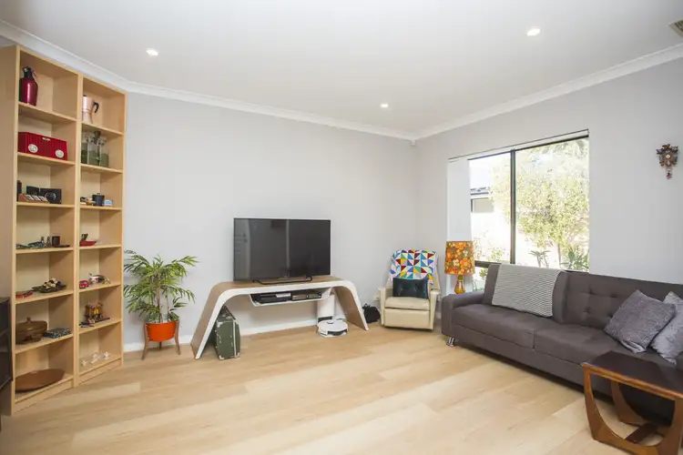 Sixth view of Homely villa listing, 5/26 Montrose Way, Nollamara WA 6061