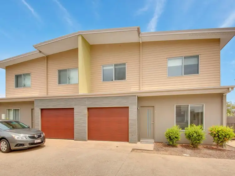 Main view of Homely townhouse listing, 2/1 Collins Lane, Kin Kora QLD 4680