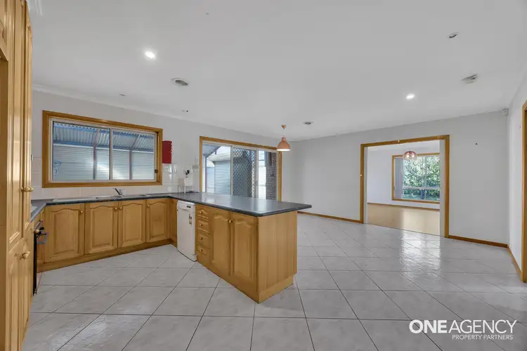 Fifth view of Homely house listing, 101 Lonsdale Circuit, Hoppers Crossing VIC 3029