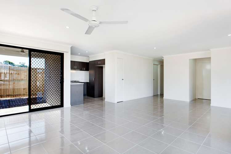 Third view of Homely semiDetached listing, Duplex 2/6 Wonga Crt, Morayfield QLD 4506