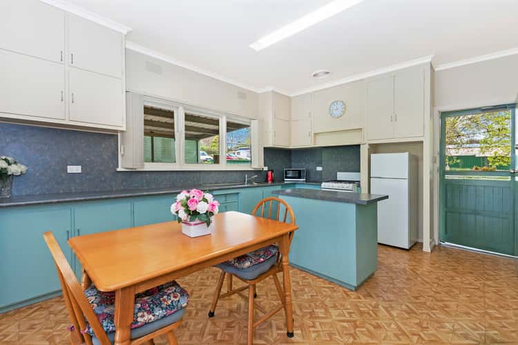 Third view of Homely house listing, 6 McMillan Street, Hamilton VIC 3300