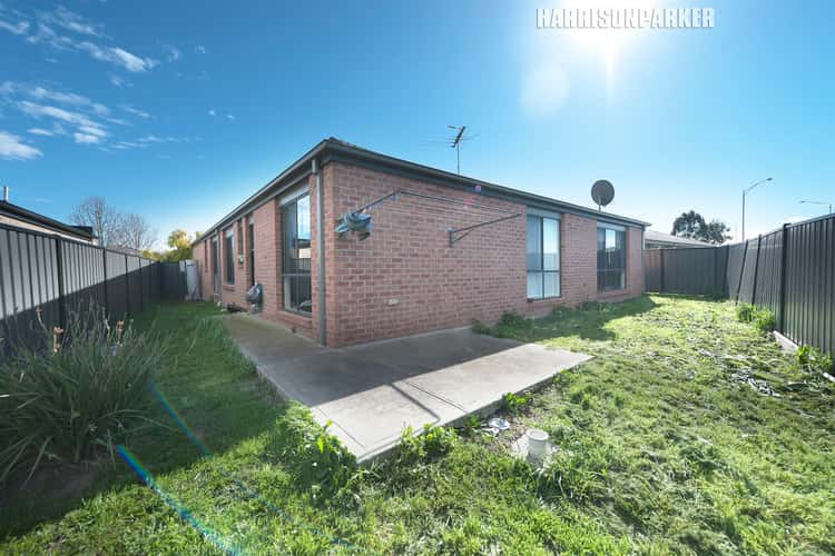 Seventh view of Homely house listing, 8 Feathertop Court, Greenvale VIC 3059