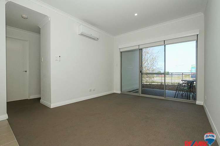 Fourth view of Homely apartment listing, 25/2 Royston Link, Butler WA 6036