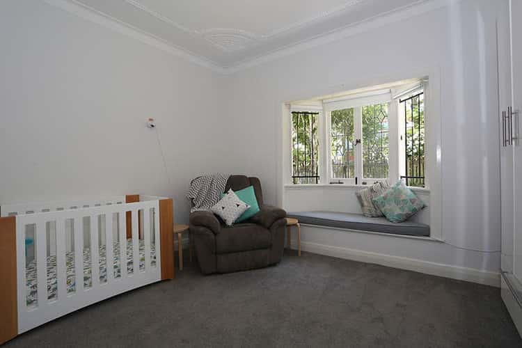 Fifth view of Homely house listing, 8 Cottenham Street, Fairfield QLD 4103