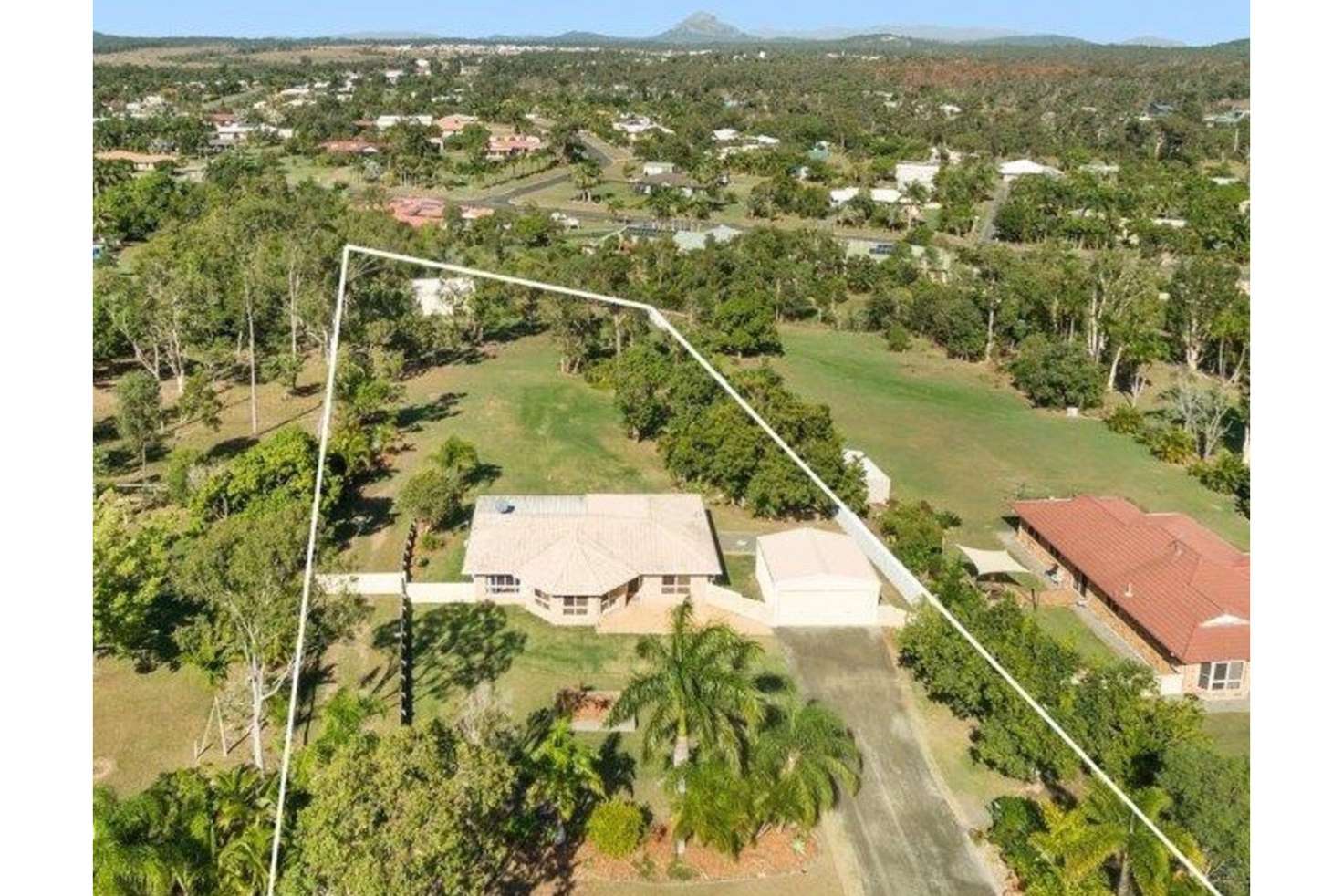 Main view of Homely acreageSemiRural listing, 24 Newton Avenue, Barmaryee QLD 4703