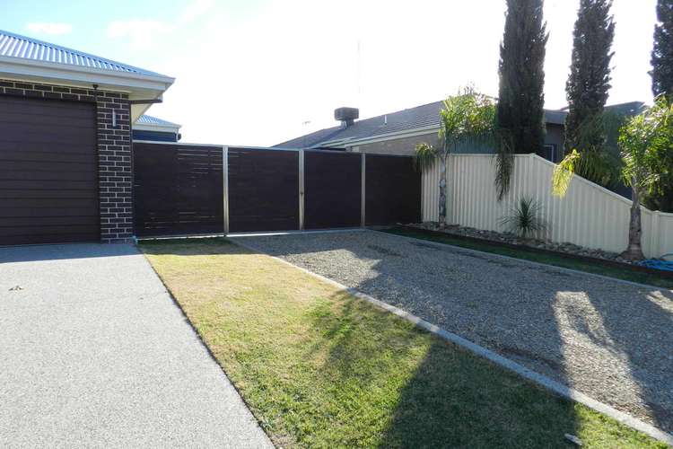 Second view of Homely house listing, 10 Kerang Avenue, Kialla VIC 3631