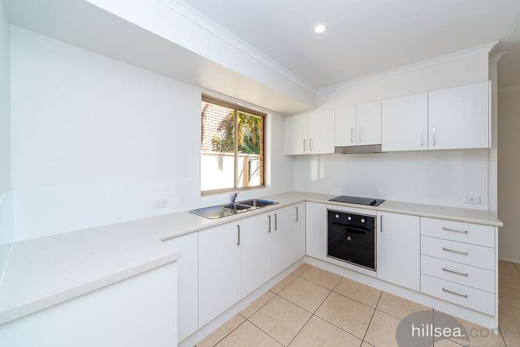 Third view of Homely semiDetached listing, 1/125 Olsen Avenue, Labrador QLD 4215