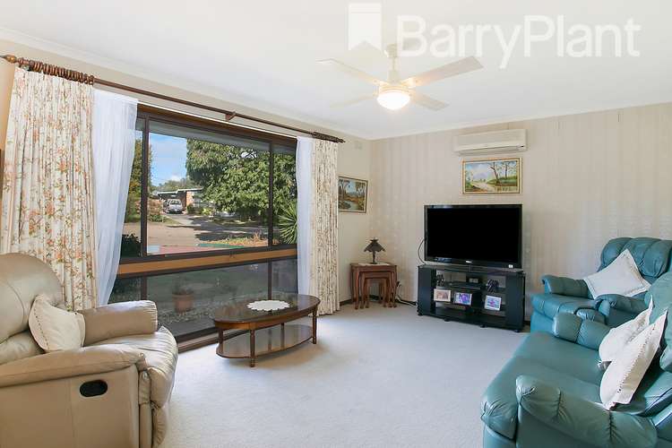 Second view of Homely house listing, 8 Graydon Court, Rosebud VIC 3939