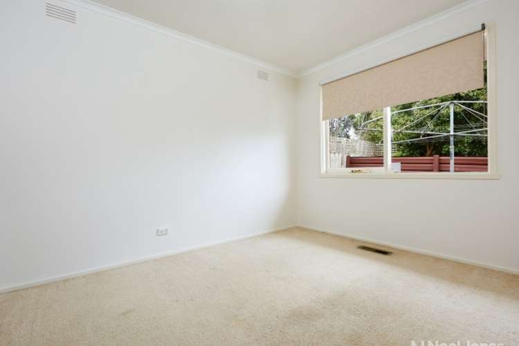 Fifth view of Homely house listing, 2 Wallara Crescent, Croydon VIC 3136