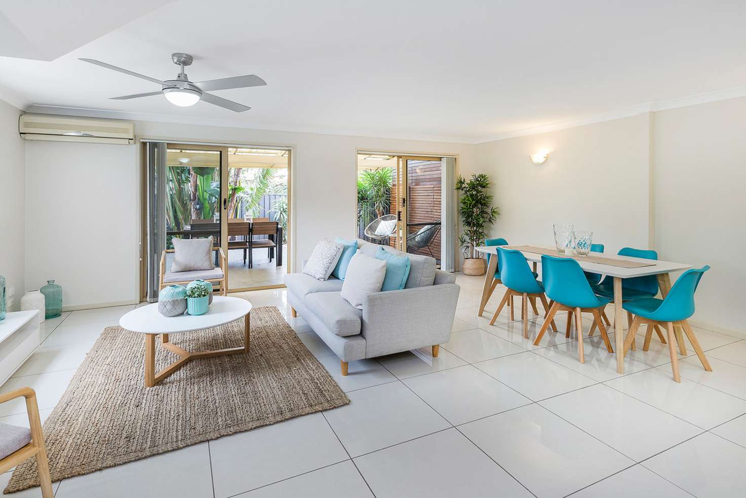 Main view of Homely semiDetached listing, 5/142 The Esplanade, Paradise Point QLD 4216