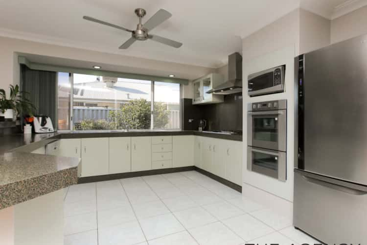 Second view of Homely house listing, 6 Ambergate Close, Canning Vale WA 6155