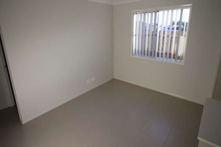 Second view of Homely unit listing, 2/231 Greenwattle Street, Cranley QLD 4350