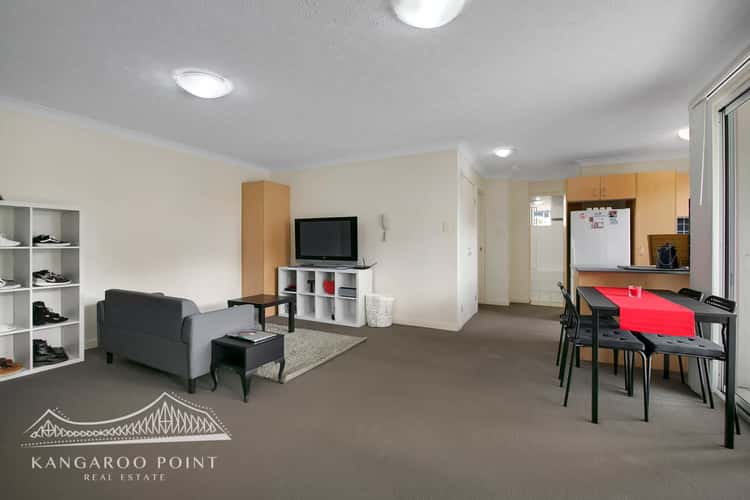 Third view of Homely apartment listing, 7/275 Shafston Avenue, Kangaroo Point QLD 4169