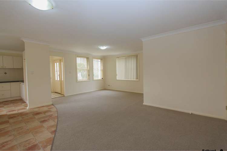 Third view of Homely townhouse listing, 2/179 William Street, Bathurst NSW 2795
