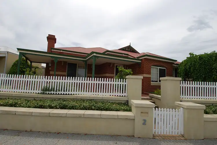 2 Arrowsmith Avenue