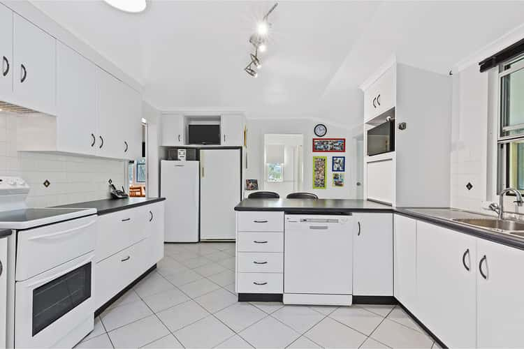 Second view of Homely lifestyle listing, 21 Carige Avenue, Bouldercombe QLD 4702