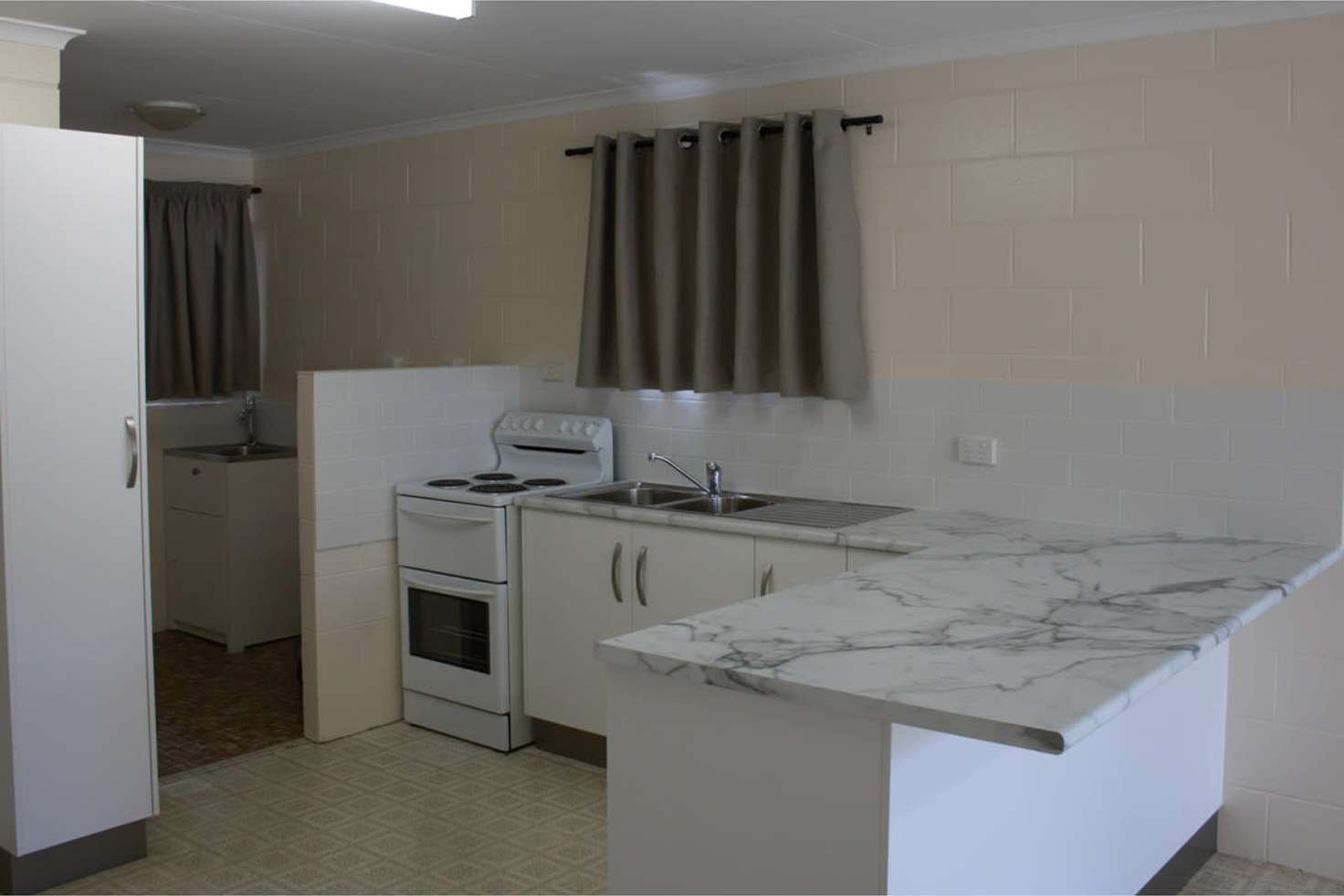 Main view of Homely unit listing, 4/15 Fraire Street, Hermit Park QLD 4812