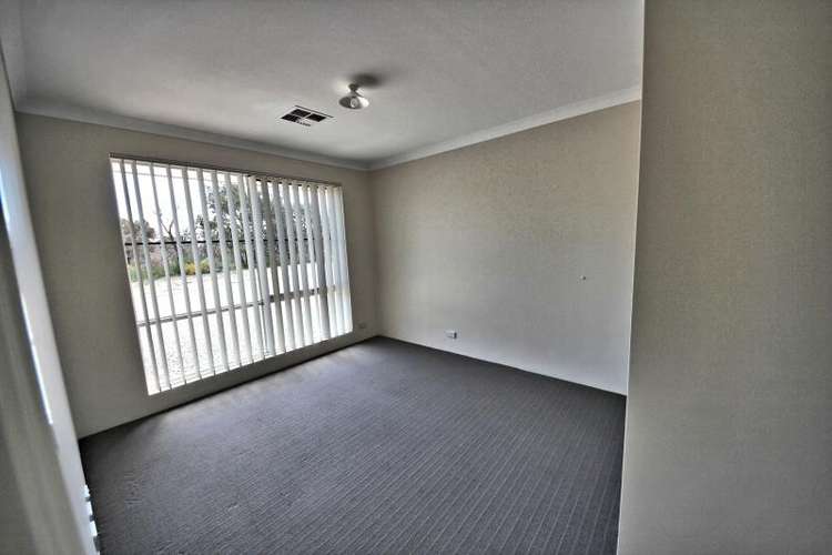 Fourth view of Homely house listing, 5/76 Harden Park Trail, Carramar WA 6031