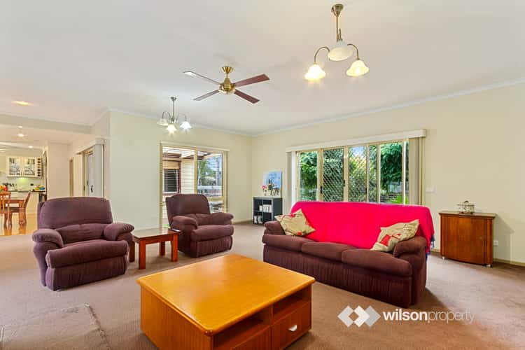 Fifth view of Homely house listing, 2 Gepp Court, Traralgon VIC 3844