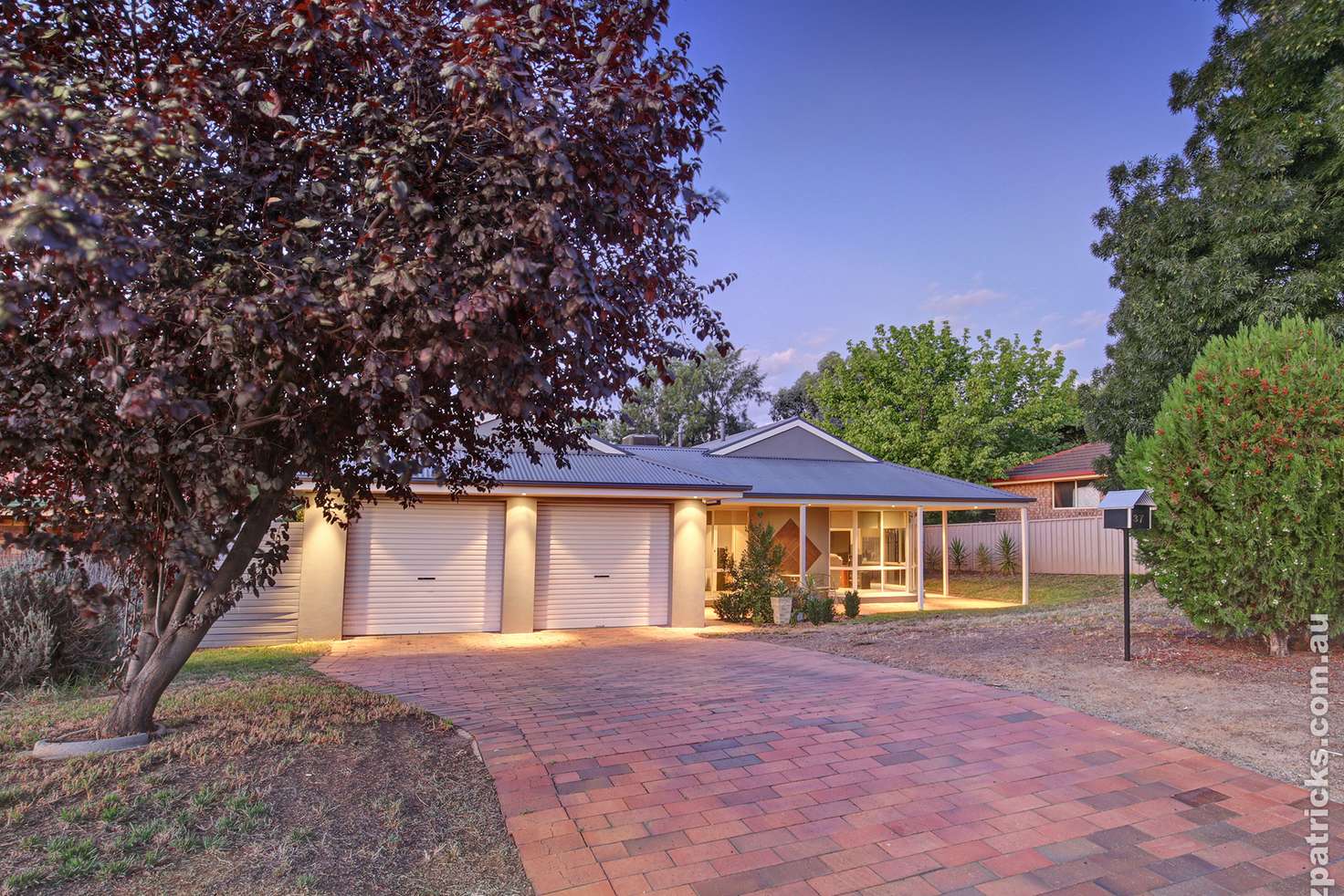 Main view of Homely house listing, 37 Bourkelands Drive, Bourkelands NSW 2650