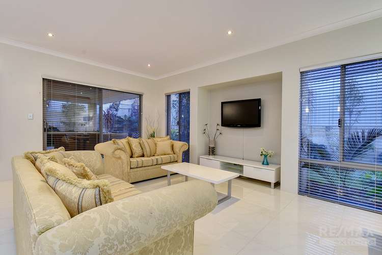 Fifth view of Homely house listing, 6 Draft Way, Alkimos WA 6038