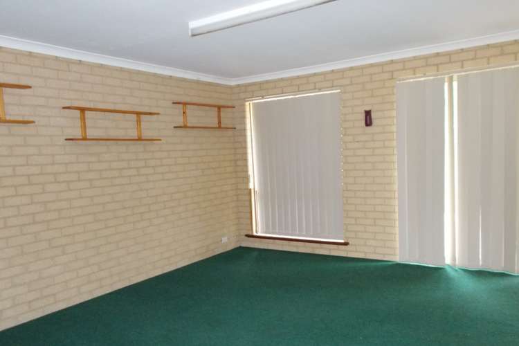 Fourth view of Homely unit listing, 2/7 Coral Crescent, Broadwater WA 6280