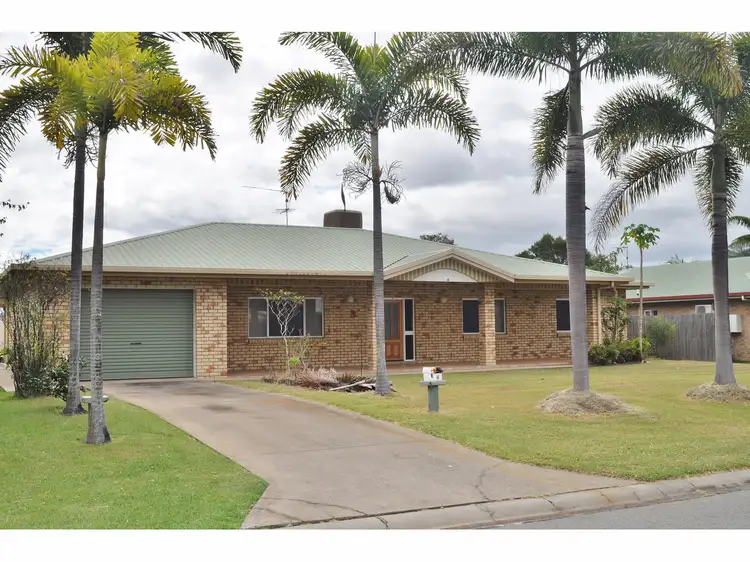 4 Mountain View Close