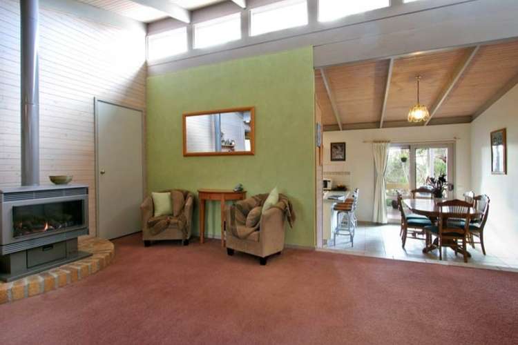 Fourth view of Homely house listing, 5 Sherwood Avenue, Rosebud VIC 3939