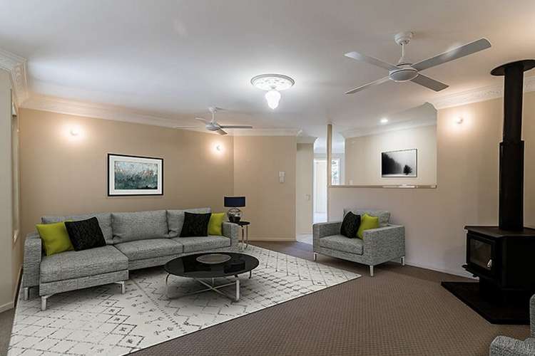 Second view of Homely house listing, 8 Mandy Court, Murrumba Downs QLD 4503