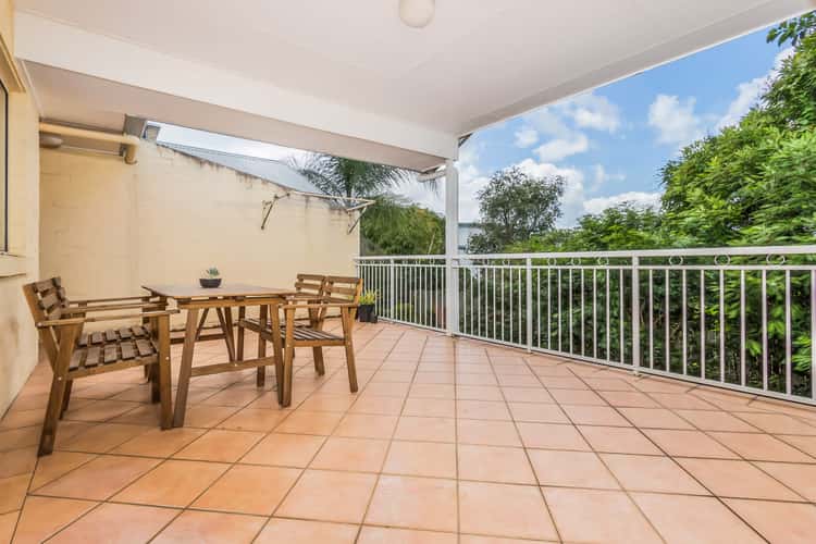 10/20 Underhill Avenue, Indooroopilly QLD 4068