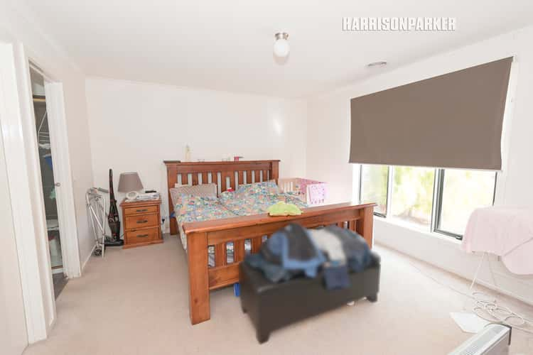 Fifth view of Homely house listing, 8 Feathertop Court, Greenvale VIC 3059